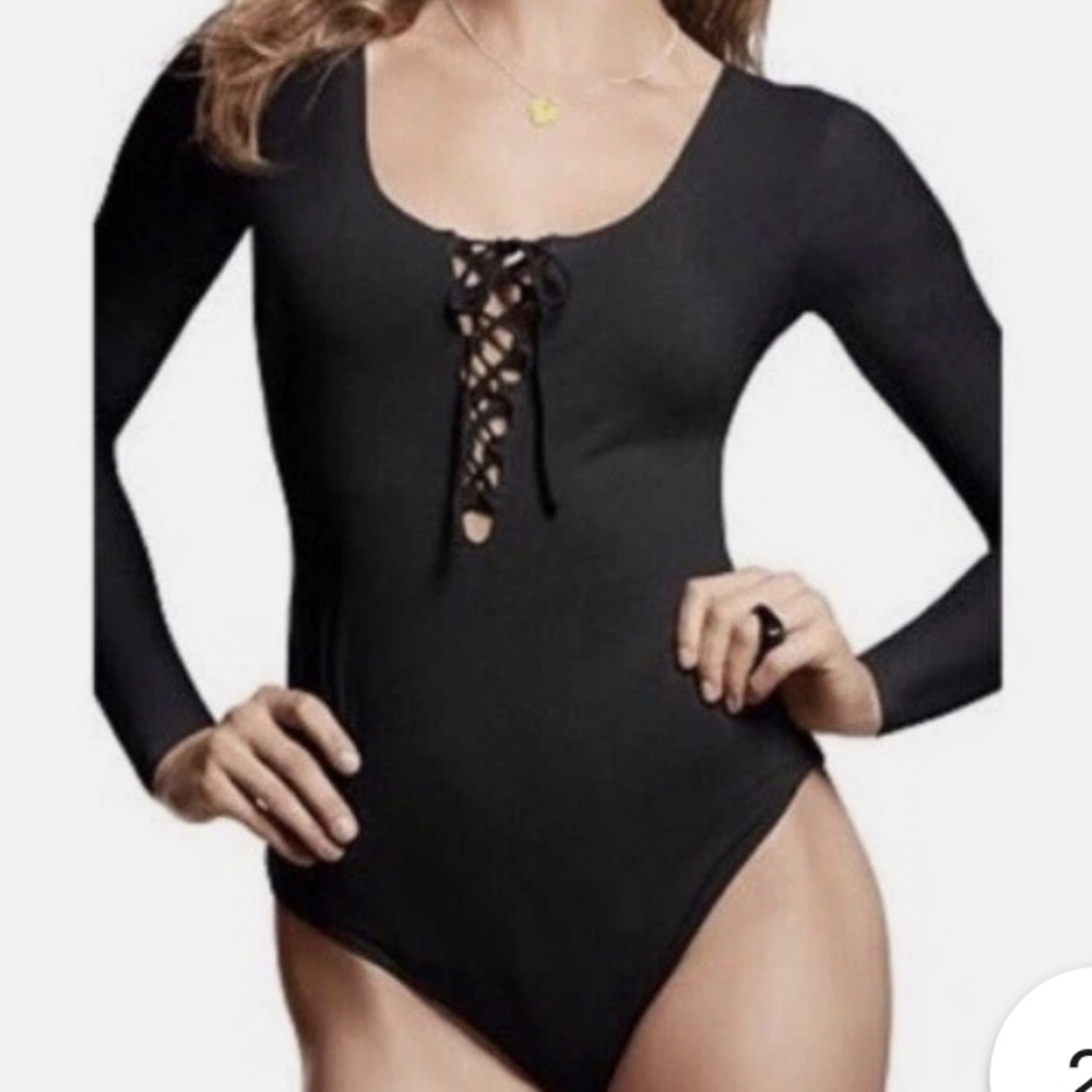 NWT. PINK Victoria's Secret Elegant Black Lace-Up Bodysuit